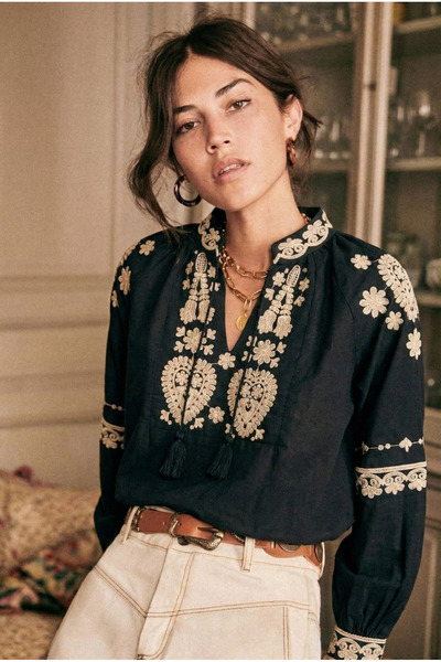 FEMELLE Black Blouse with Tassel Embroidery on the Collar