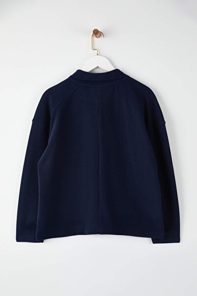 Trendyol Curve Μπλουζάκι με γιακά με υφή σε μπλε ναυτικό χρώμα, μεγάλο μέγεθος TBBAW26AO00018