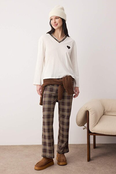 Trendyol Collection Кафяв комплект пижама от 100% памук с карета и сърца THMAW26PT00063