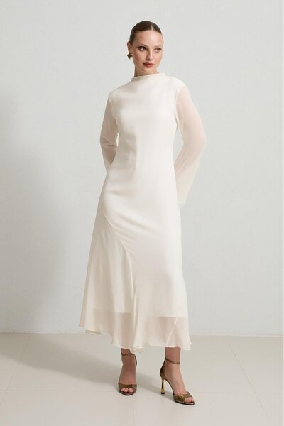 Setre Κρεμ Ολόσωμο Φόρεμα με άνετο λαιμό και λεπτομέρεια στη φούστα
