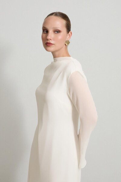 Setre Κρεμ Ολόσωμο Φόρεμα με άνετο λαιμό και λεπτομέρεια στη φούστα