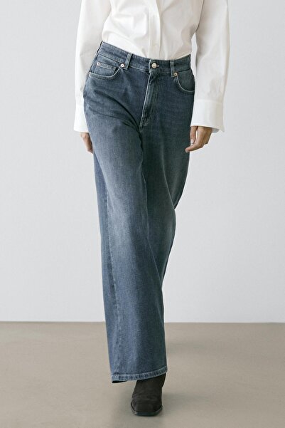 Massimo Dutti Relaxed fit mid-rise jeans