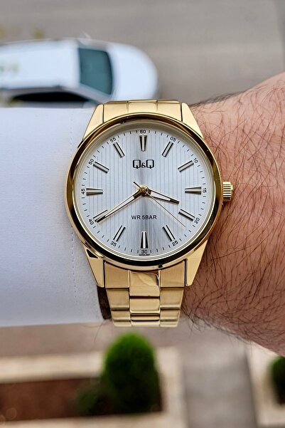 Q&Q Altın Renk 2 Yıl Garantili 40 mm Erkek Kol Saati