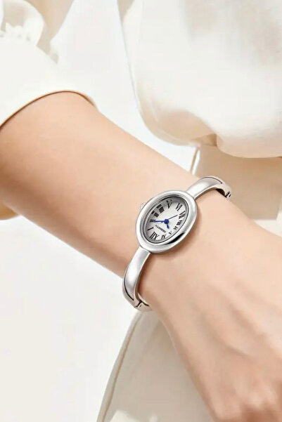 captiva Silver Color Oval Case Roman Numeral Vintage Handcuff Wrist Watch (for Thin Wrists)