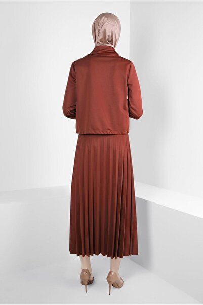 Alvina Pleated Skirt Knitted Suit 44224