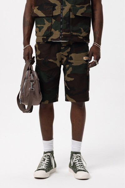 Plus Eighteen Of the System Green Camouflage Men's Shorts