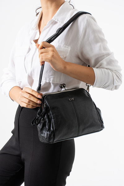 çantamgelsin Washed Leather Clip-On Zippered 3 Compartment Scholarship Shoulder Bag Black Model: (571-13t)