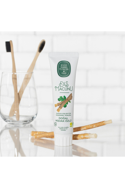 Eyüp Sabri Tuncer Natural Miswak Extract Toothpaste 90 ml