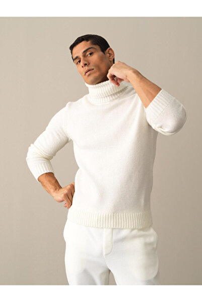 Xint Erkek Ekru Yumuşak Dokulu Regular Fit Kazak