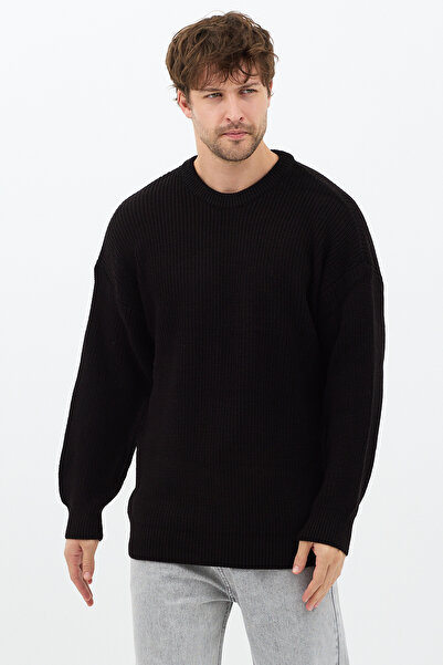 Tarz Cool Ανδρικό μαύρο πλεκτό πουλόβερ κανονικής εφαρμογής με λαιμόκοψη Crew