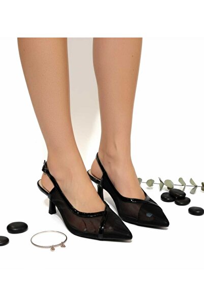 SOMERSET حذاء نسائي بكعب انيق شفاف من الجنب مع حزام جلد لماع من الاطراف مع حرية اختيار المقاس