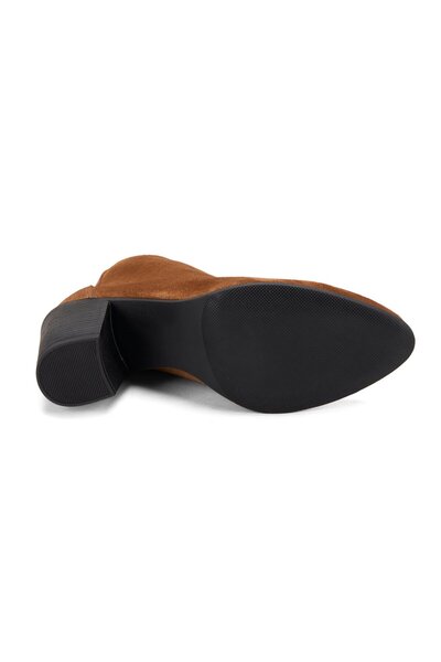 Desa Women's Tan Zippered Heeled Suede Boots