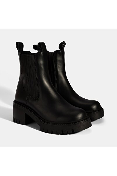 Desa Women's Black Elastic Heeled Leather Chelsea Boots