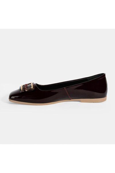 Desa Women's Burgundy Patent Leather Ballerinas with Metal Buckle Accessories