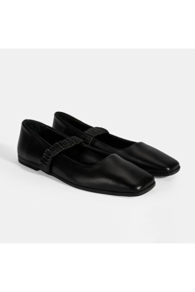 Desa Women's Black Mary Jane Leather Ballerinas
