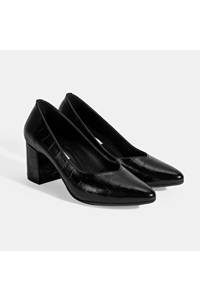 Desa Γυναικεία κλασικά παπούτσια με τακούνι με στάμπα κροκόδειλου σε μαύρο χρώμα