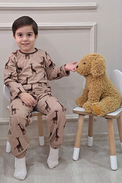 Breeze 4-8 Years Old Boys' Pajamas Set - Cute Giraffe Print, Mink