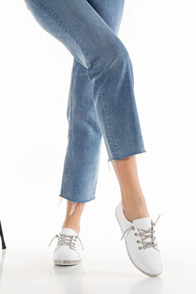 Miss Mitto Γυναικεία Snekar Κομψά και άνετα αθλητικά παπούτσια με λευκές σόλε...