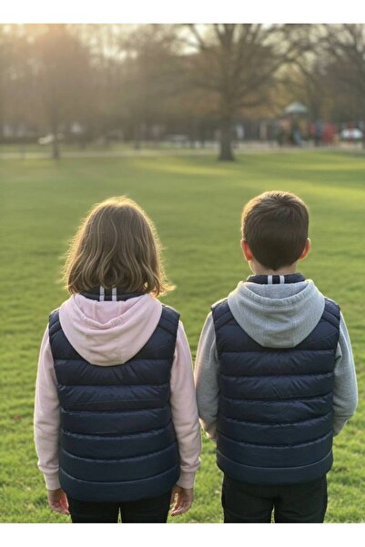 YusGos Unisex Baby Girl/Boy Waterproof Inflatable Padded Vest with Zipper Pockets (2-15 Years) Black 6-7 Years