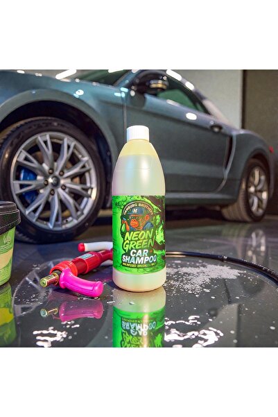 HAMBURG BROTHERS NEON GREEN CAR SHAMPOO – %70 Cilalı Neon Yeşil Oto Şampuanı ...