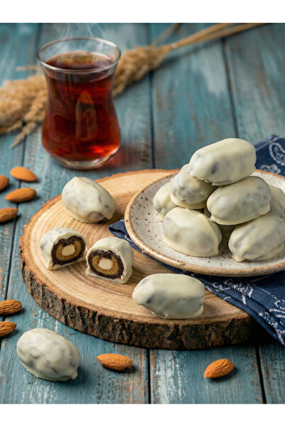 KÖKNAR BEYAZ ÇİKOLATA KAPLI BADEMLİ HURMA 250 GR