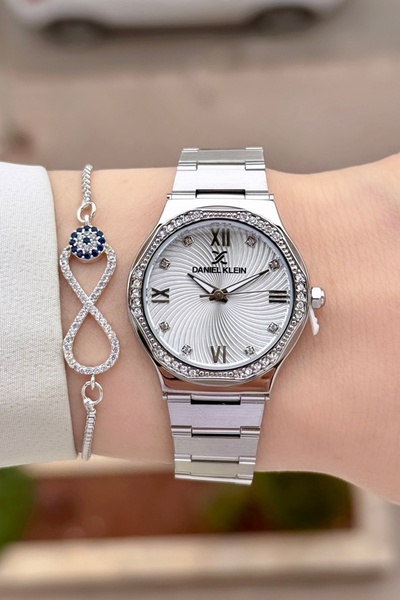 Daniel Klein Silver Renk 24 Ay Garantili 30 Mm Kadın Kol Saati ve Hediye Bile...