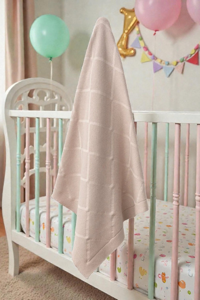 Babymio Baklava Pattern Linked Blanket