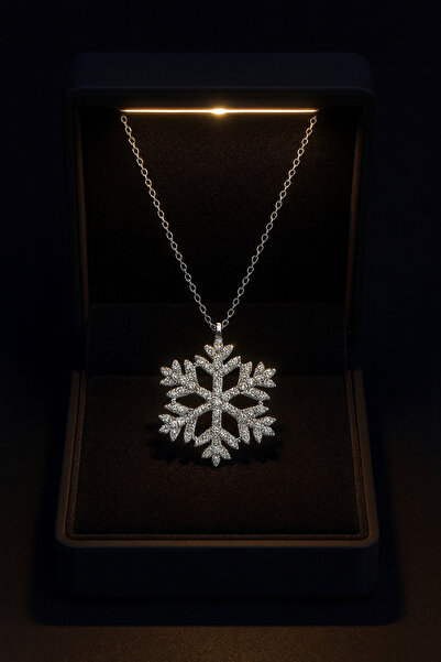 Bilsen Store Işıklı kutulu 925 Ayar Gümüş Zincirli Beyaz Zirkon Taşlı Kar Tan...