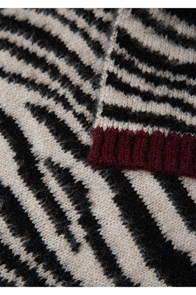 Mavi Eșarfă neagră 1913601-900