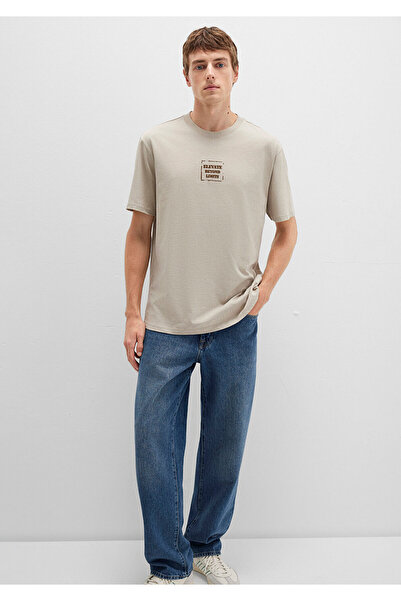 Mavi Bedrucktes beiges T-Shirt mit lockerer Passform / lockerer, bequemer Schnitt 0612837-70039