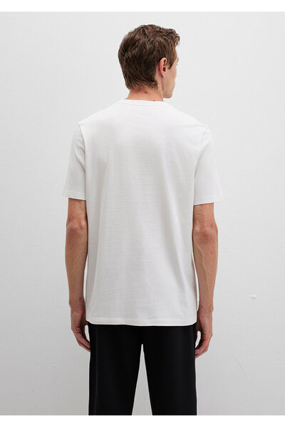 Mavi Schwarz-weißes T-Shirt Regular Fit / Normaler Schnitt 0612873-70057