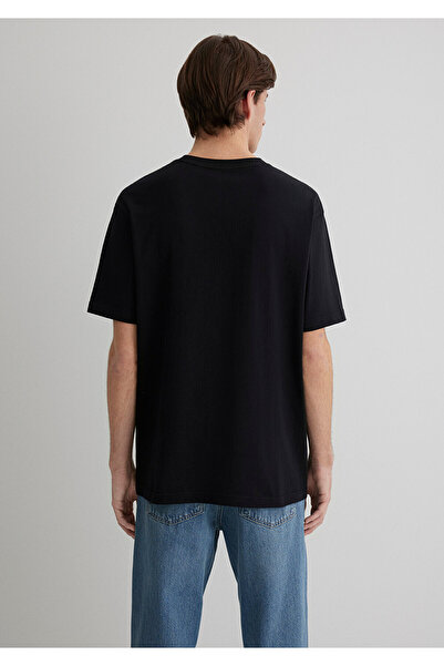 Mavi Punch Of Joy εμπριμέ μαύρο μπλουζάκι Loose Fit / Loose Relaxed Fit 0612813-900