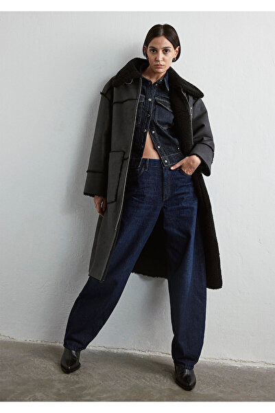 Mavi Palton din piele artificială cu detalii sherpa Loose Fit / Loose Confortabil croială 1110572-900