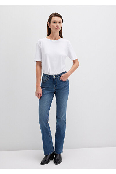 Mavi Weißes Basic-T-Shirt mit halbschlanker Passform 1612916-620