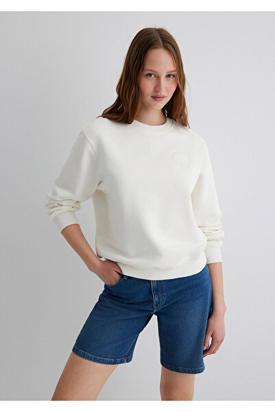 Mavi Patch-Logo Rundhals Ecru Sweatshirt 1S10296-70057