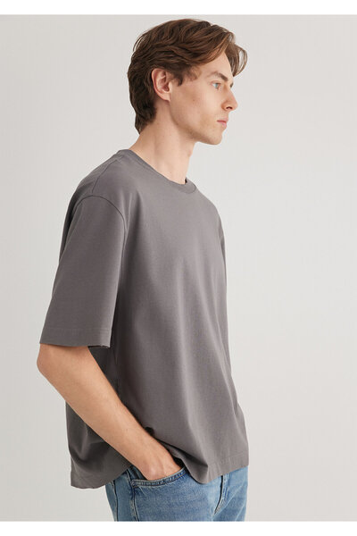 Mavi Graues Basic-T-Shirt mit Box-Passform 0612489 -80020