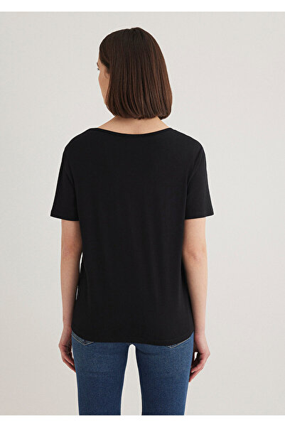 Mavi Μπλουζάκι με λαιμόκοψη V μαύρο Basic Regular Fit / Regular Cut 1612381 -900