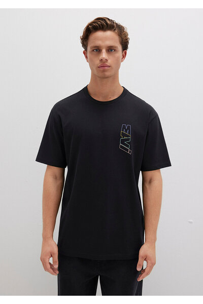 Mavi Schwarzes T-Shirt mit Logo-Rückendruck, lockere Passform / lockere, entspannte Passform 0612350 -900