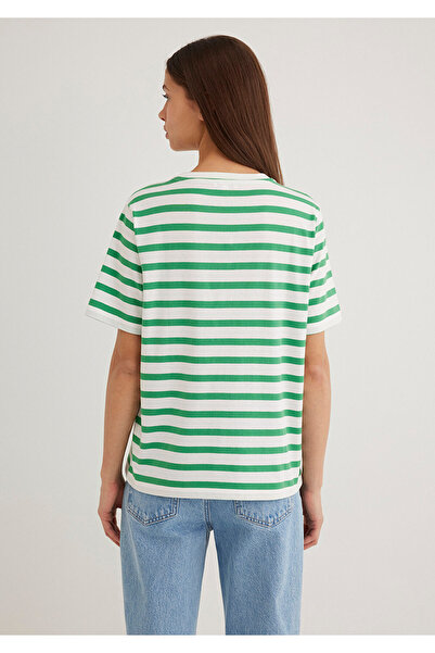 Mavi Λογότυπο Πράσινο ριγέ μπλουζάκι με κανονική εφαρμογή / κανονική κοπή 1611360-84477