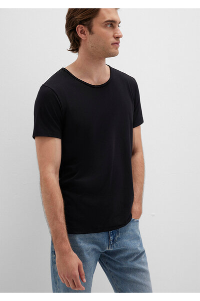 Mavi Schwarzes T-Shirt mit Kragen und tailliertem Schnitt 064019 -20933