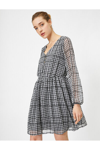 Koton V Yaka Fırfır Detaylı Midi Uçuş Uçuş Elbise