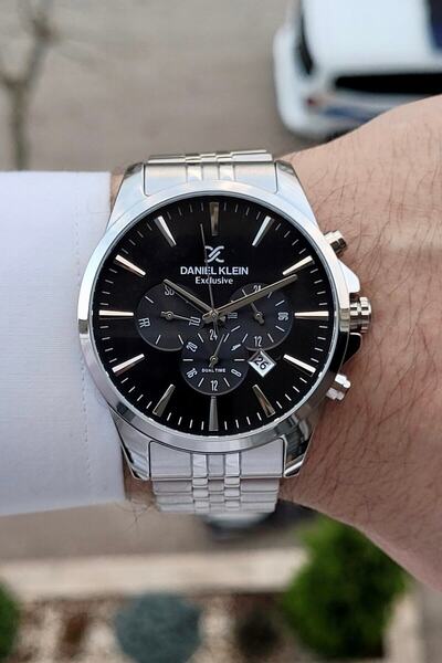 Daniel Klein Iç Göstergeleri Aktif Fonksiyonlu Kadranı Siyah Olan Gümüş Renk ...