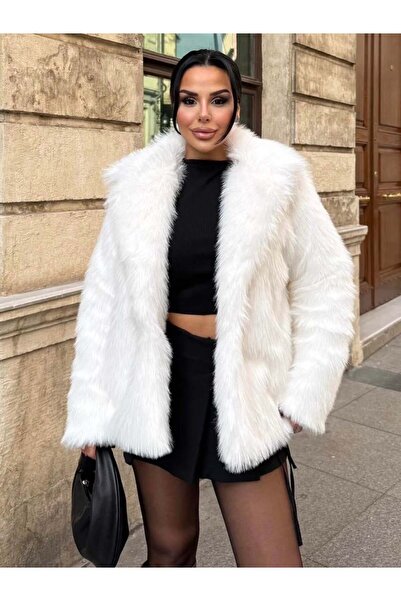 RFK Butik Women's Soft Textured Lolita Fur Coat - Ecru