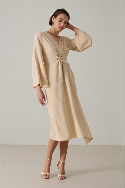 Setre Μπεζ φόρεμα με λαιμόκοψη σε σχήμα V με μακρύ μανίκι και λεπτομέρεια στη μέση, μήκους midi