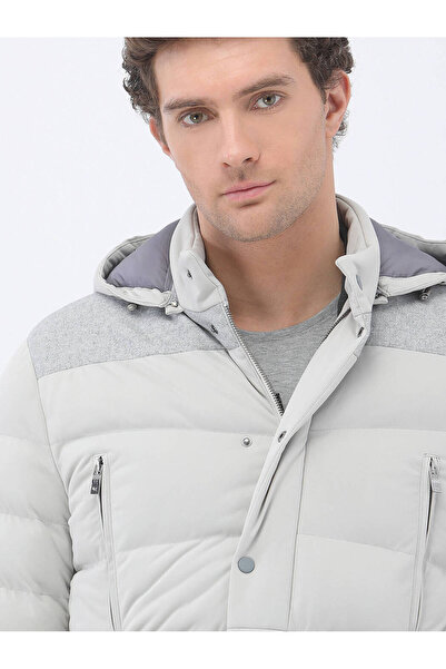 Kip Світло-сіра спортивна куртка з мікроволокном, прямий крій