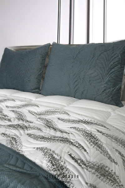 Sleep Garden Veluxe Bedspread Set Double Size