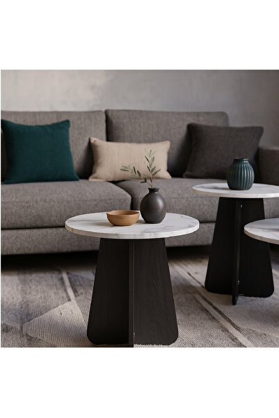 Almonfared table set