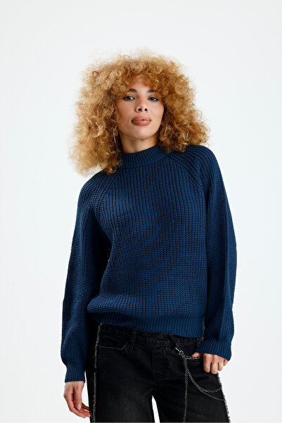 Figo Yuvarlak Yaka Reglan Kol Nervürlü Triko Kazak