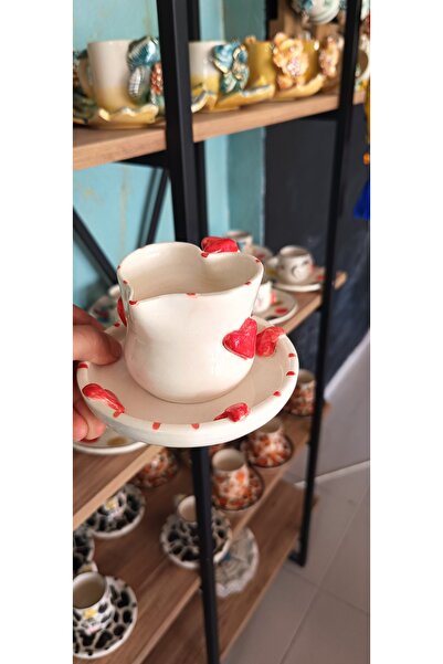 Gül Nakkaş Seramik SERAMİK KIRMIZI KALPLİ büyük BOY TÜRK KAHVE FİNCANI