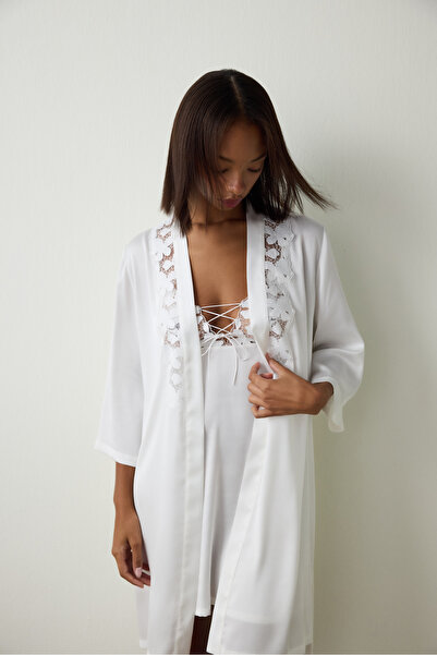 Penti Off White Bridal Lace Bridal Dressing Gown
